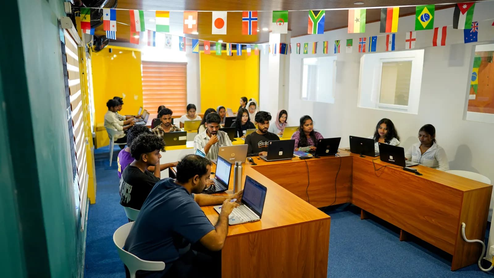 Finprov learners in a classroom session